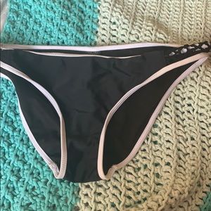 Bikini bottoms